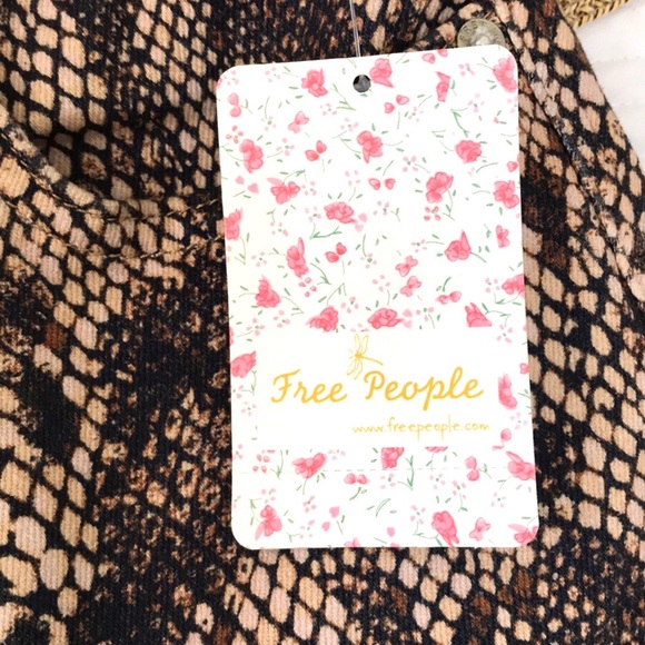 NWT Free People Two Faced Snakeskin Jegging - Picture 7 of 16